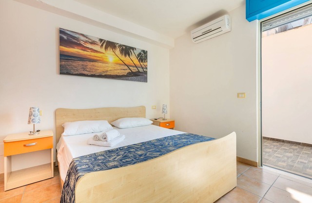 Apartment 400m from the beach of Lido Marini (16)