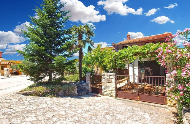 Apartment 533/1275 (Istria - Stinjan), 500m from the beach