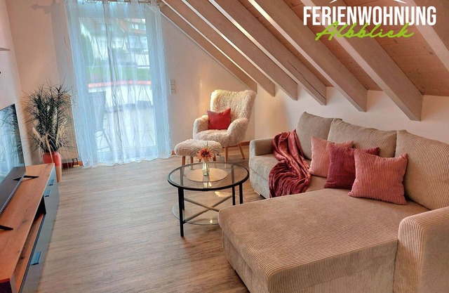 Apartment Albblick Neuffen - bright, modern, cozy, ideal for 2-3 persons