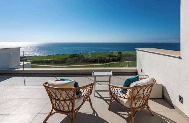 Apartment 'Apartamento Links Il' with Sea View, Wi-Fi and Air Conditioning