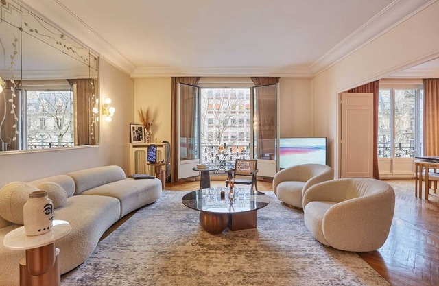 Apartment Arc de Triomphe/Champs Elysée