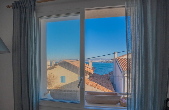 Apartment at the gateway to the calanques. Madrague de Montredon district