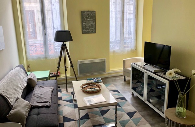 Apartment 'Au Coeur De Saujon' with Wi-Fi