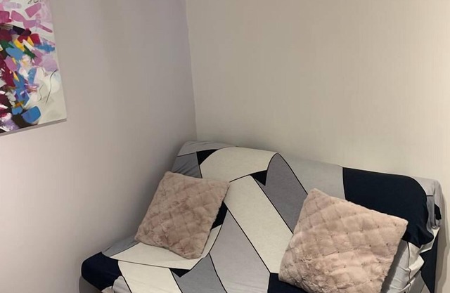 Apartment-Basic-Wet room-Patio
