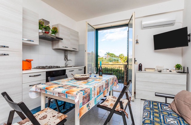 Apartment 'Casa Ginevra' with Mountain View, Wi-Fi and Air Conditioning