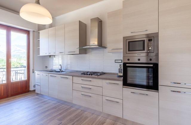 Apartment 'Casa Serena' with Mountain View & A/C