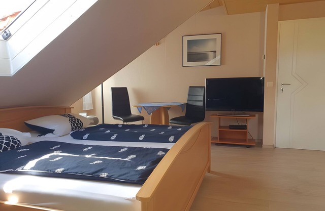 Apartment 'Doppelzimmer' with Shared Terrace, Private Garden and Wi-Fi