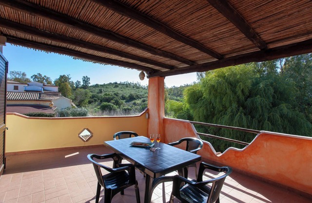 Apartment 'Delta 3' Close to the Beach with Garden, Terrace & Barbecue