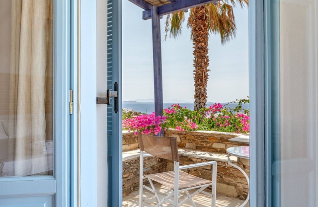 Apartment 'Ethelio Rinia' with Sea View, Wi-Fi and Air Conditioning