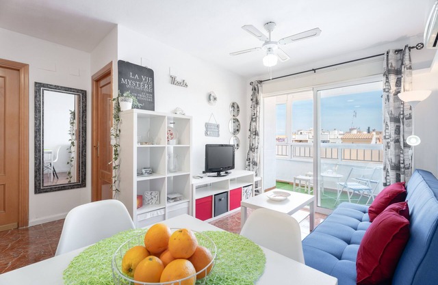 Apartment 'Playa Canet' with Sea View, Private Terrace and Air Conditioning