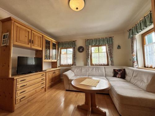 Apartment Ferienwohnung Christoph by Interhome