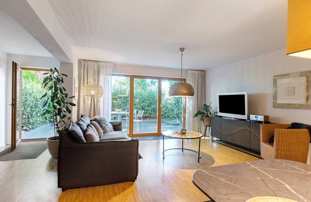 Apartment 'Fewo Spectrum' with Private Terrace and Wi-Fi