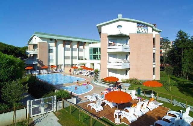 Apartment for 4 with Children's Pool