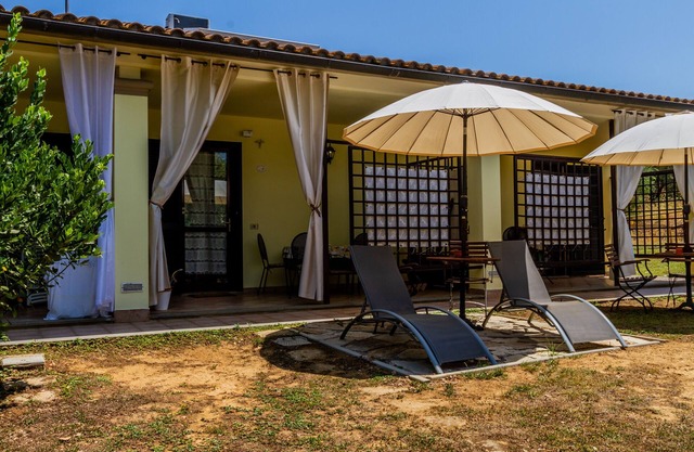 Apartment 'Forasacco Pendolino' with Private Terrace, Wi-Fi and Air Conditioning