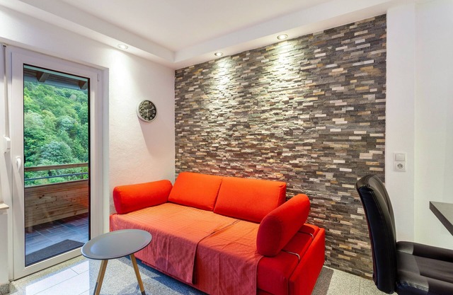 Apartment 'Gästehaus Centrum 2 Typ 08' with Mountain View, Balcony and Wi-Fi