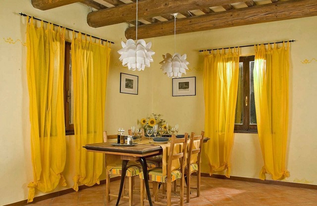 Apartment Giallo 7 - Three Bedroom Apartment, Sleeps 7