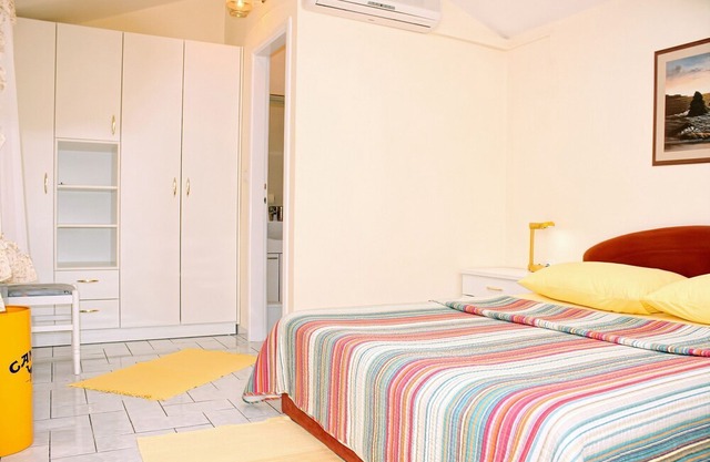Apartment Gojko - 50 m from the beach: A3(2) - Zivogosce, Riviera Makarska, Croatia