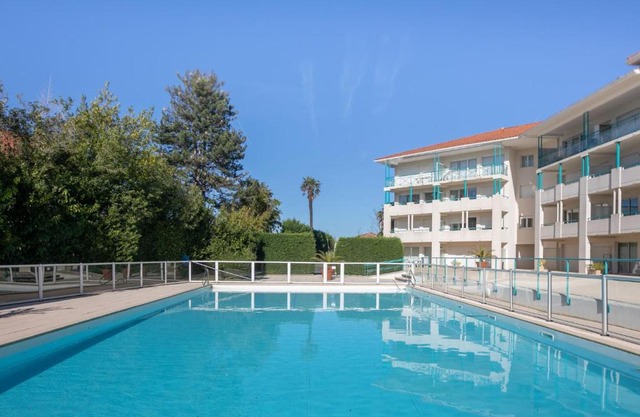 Apartment Golf de la Nivelle-2 by Interhome