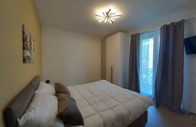 Apartment 'Grace Home 3' with Balcony, Wi-Fi and Air Conditioning