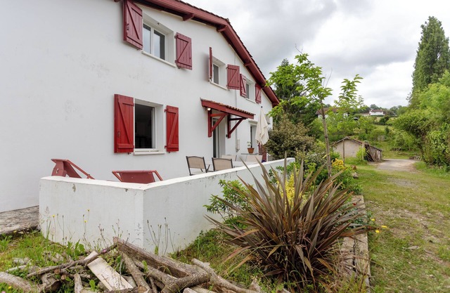 Apartment 'Gte Elaïa Class 3 Au Coeur Du Pays' with Private Terrace, Wi-Fi and Air Conditioning