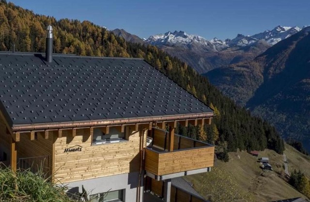 Apartment Huwetz 3 1-2 Zimmerwohnung by Interhome