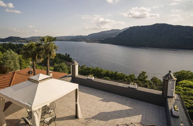 Century Villa Terrace Orta 
