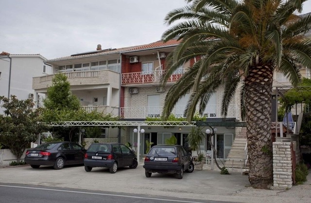 Apartment in Duće with Seaview, Terrace, Air condition, WIFI (850-3)