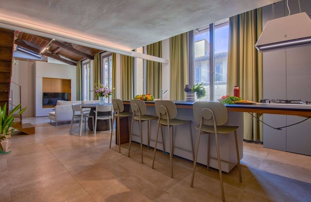 Apartment in Florence with 5 bedrooms sleeps 10