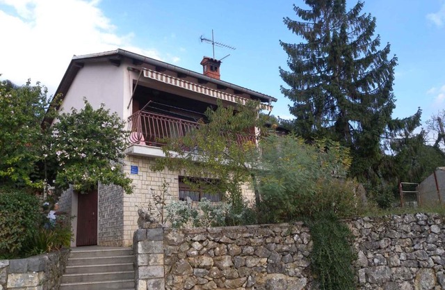 Apartment in Moscenice 15221