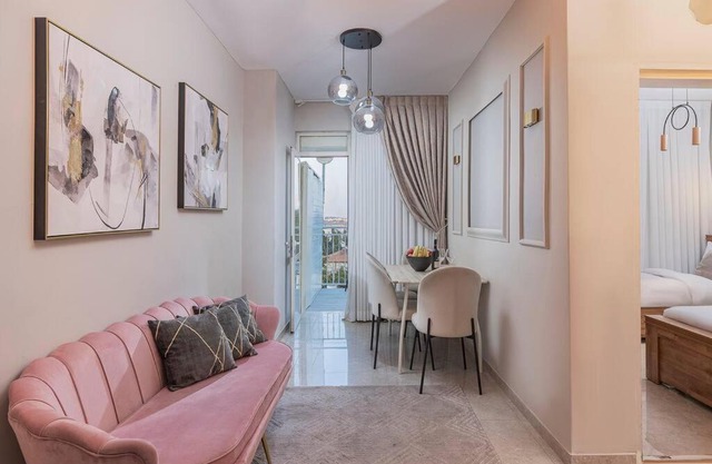 Apartment in Ovadya St, Jerusalem