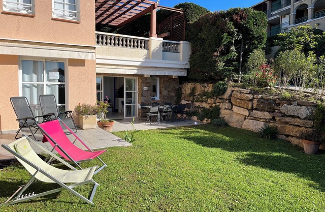 apartment in residence with swimming pool