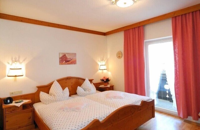 Apartment in the annex for 6 people with balcony