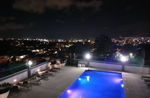 Apartment in Tower with parking. Escalante - Los Yoses