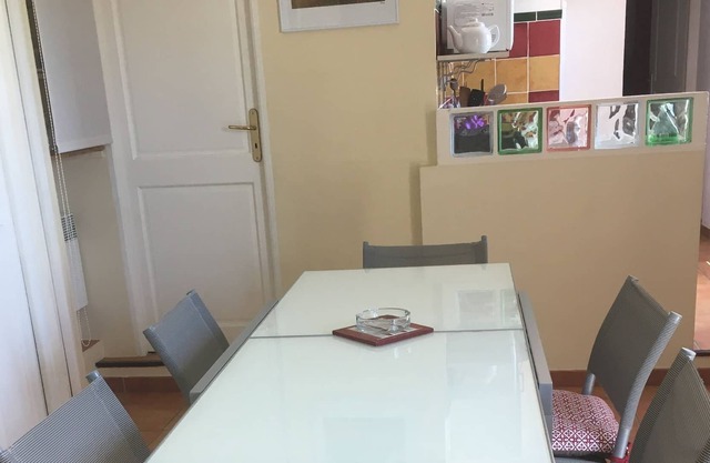 Apartment in villa facing south, for 5 people 1 baby cot