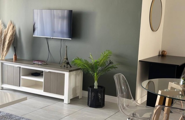 Apartment in Waterfall