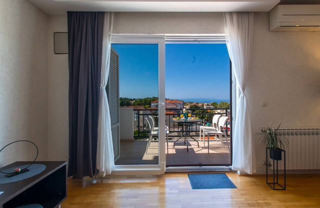 Apartment Josi - great view: - Makarska, Riviera Makarska, Croatia
