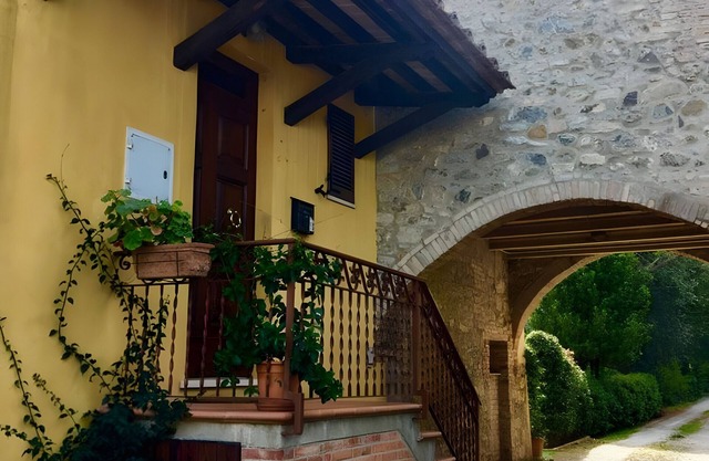 Apartment 'La Casina Nel Borgo' with Mountain View, Private Terrace and Wi-Fi