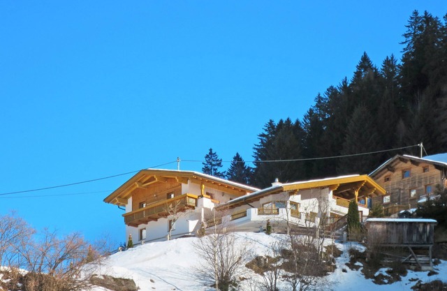 Apartment Laura by Interhome