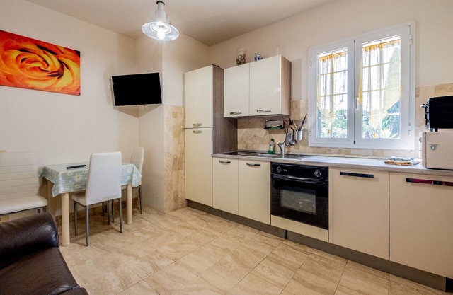 Apartment "Le Case di Titti 5" with Shared Garden & Wi-Fi