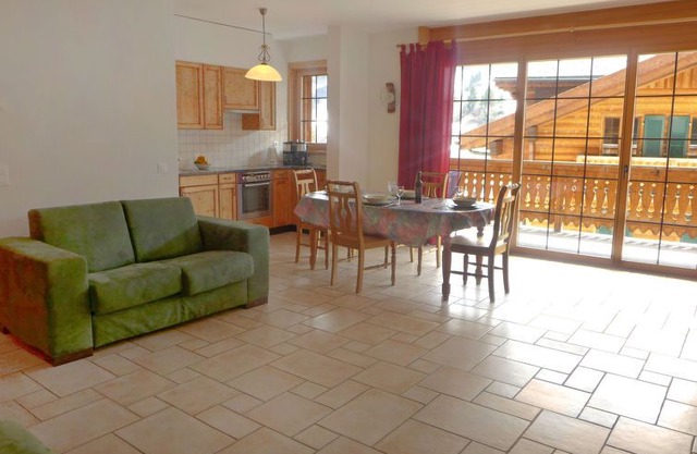 Apartment Le Hameau des Crosets in Val-d'Illiez - 4 persons, 1 bedrooms