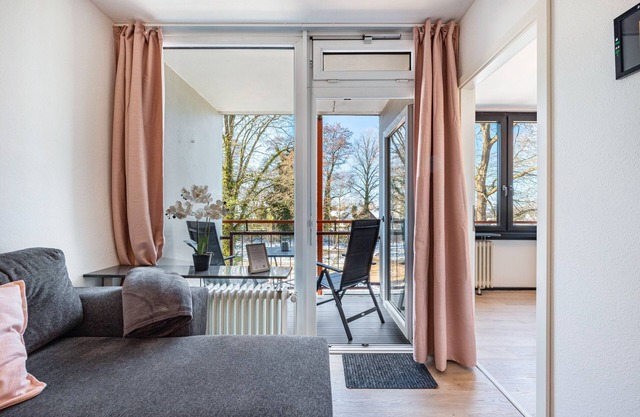 Apartment 'Leekee' with Lake View, Balcony and Wi-Fi