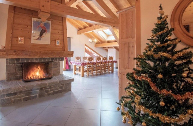 Apartment 'Lou Betandy - 9 Pers' with Mountain View, Private Garden and Wi-Fi