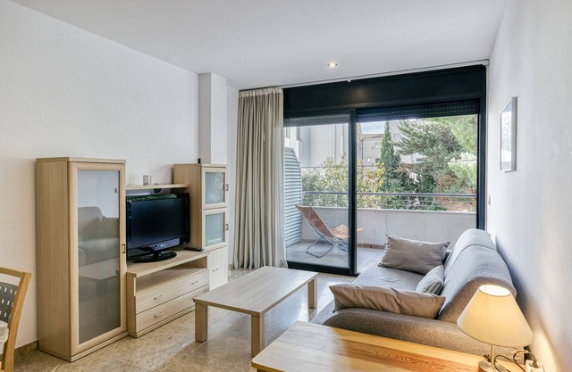 Apartment 'Maritimo' with Private Terrace, Wi-Fi and Air Conditioning