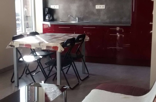 Apartment n°2 (2/4 P.) on 1st floor without elevator