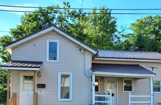 Apartment near Lake Erie in Silver Creek