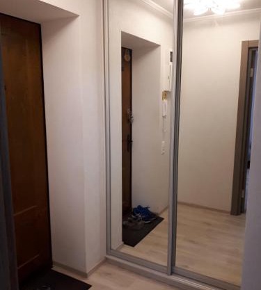 Apartment on Parusna, 2