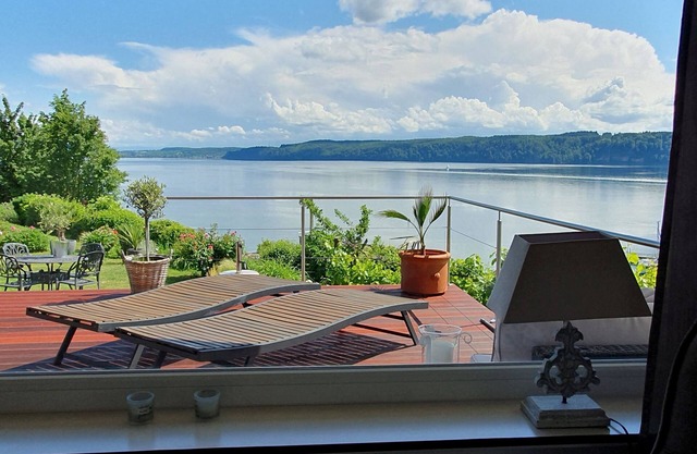 Apartment 'Panorama-seetraum' with Lake View, Private Terrace and Wi-Fi
