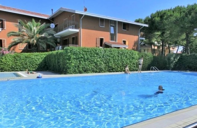 Apartment Residence Giardino in Lignano Sabbiadoro - 5 persons, 2 bedrooms