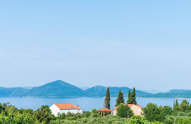 Apartment & Rooms Maždin - Triple Room with Balcony and Sea View (Soba More)