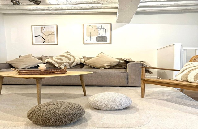Apartment Saint Germain des Pres Bon Marche
